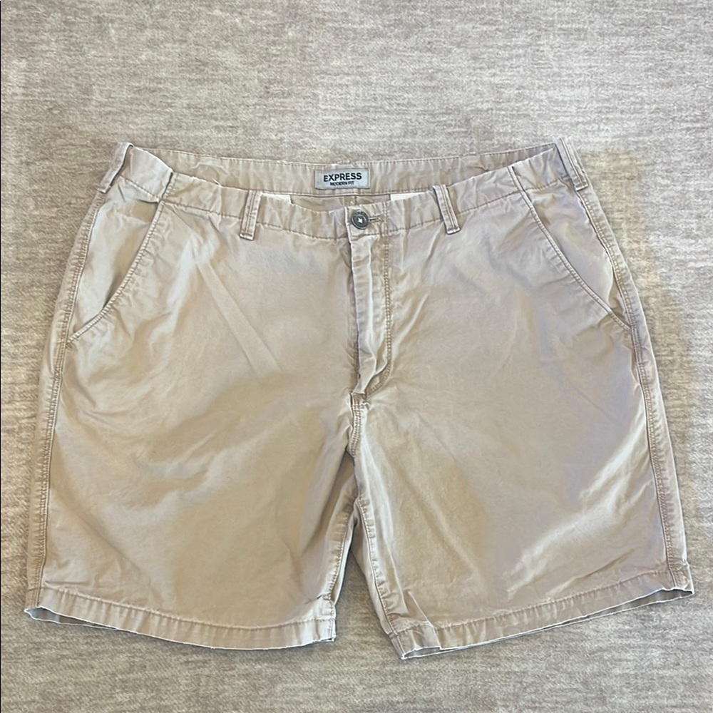 Express Men's Tan Shorts